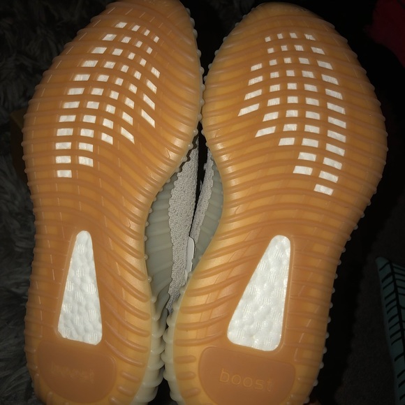 Sesame Yeezy - Picture 4 of 4